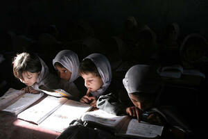 UNESCO: Djevojčice imaju teži put do škole