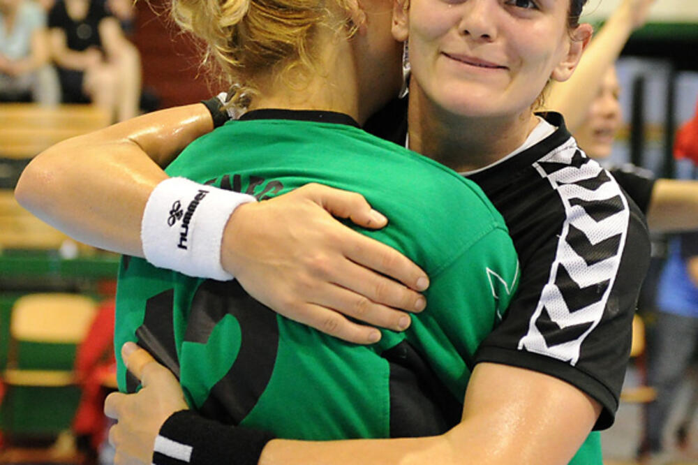 Marija Jovanović i Sonja Barjaktarović, Foto: Www.chf.cz