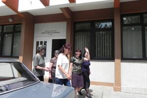 Četiri žene iz Dragovoljića vozili do Spuža, pa ih vratili na pola...