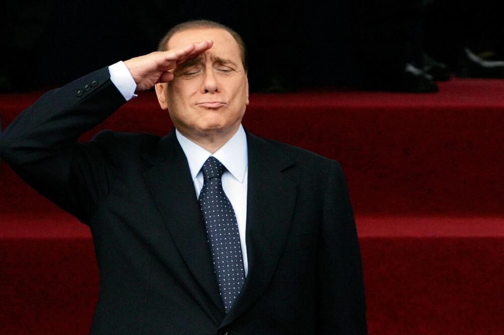 Silvio Berluskoni, Foto: Newsabridged.blogspot.com