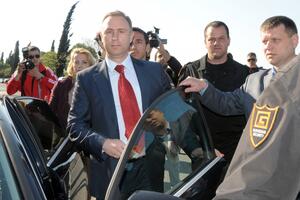 Smijenjen Krilov, Aleksej Kuznjecov na čelu uprave KAP-a