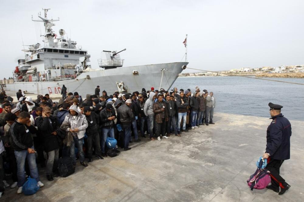 emigranti Lampeduza, Foto: Rojters