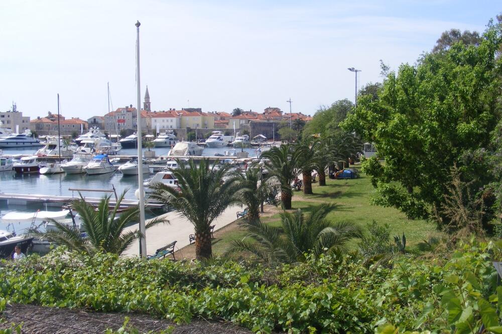 Budva šetalište, Foto: Vuk Lajović