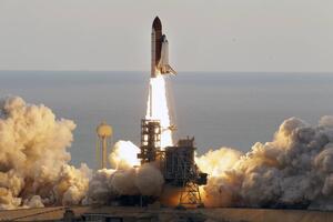 Astronauti van Endevora proveli osam sati