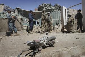 Pet ljudi poginulo u sukobu talibana i policije