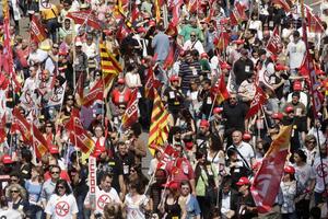 Počeli lokalni izbori u Španiji, očekuje se poraz vladajuće partije
