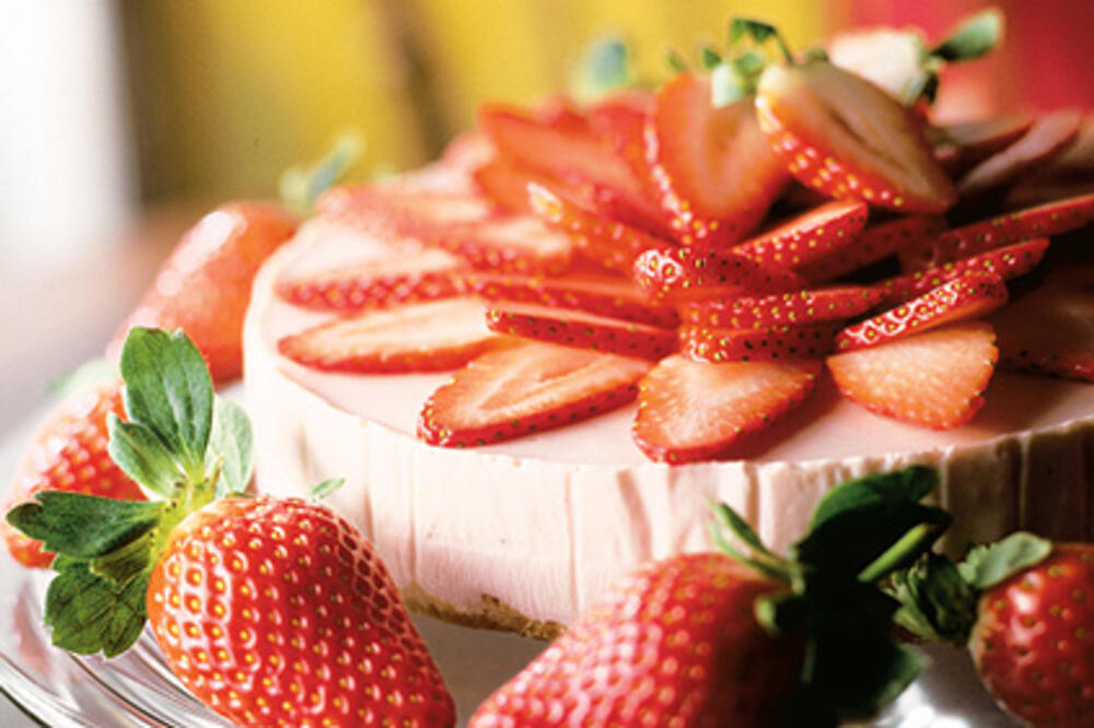 jagode, Foto: Www.cakesbymeandgee.com