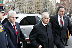 Aukcija vina Bernarda Mejdofa