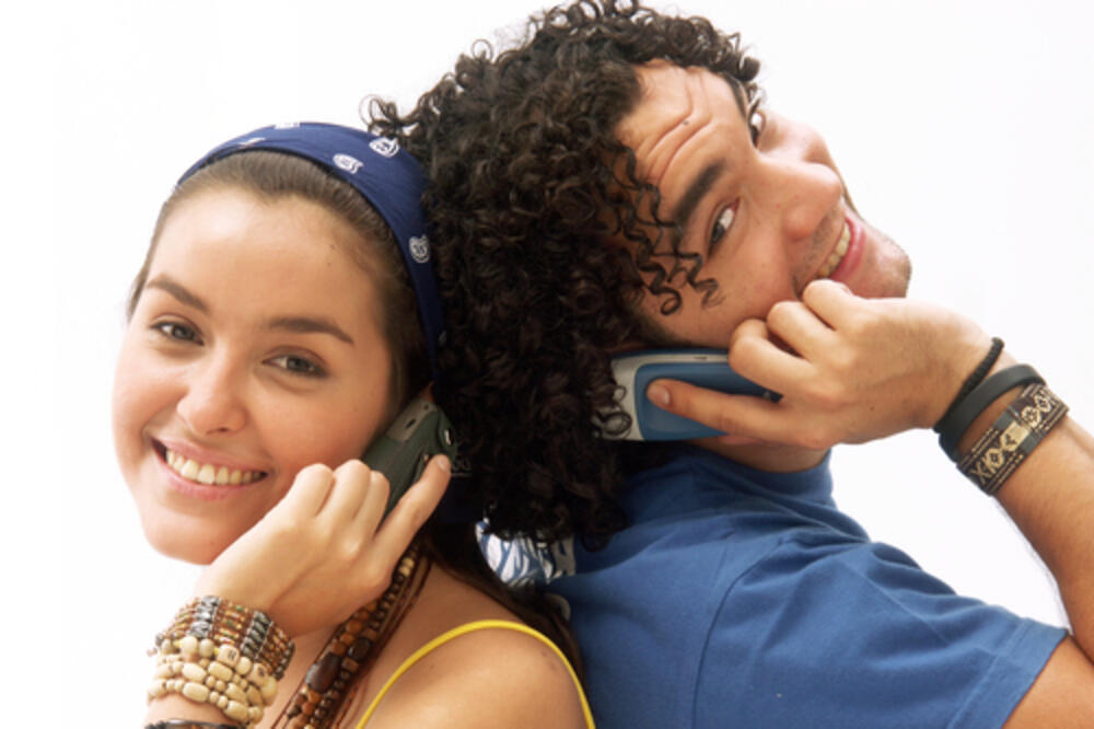 mobilni, Foto: Shutterstock.com