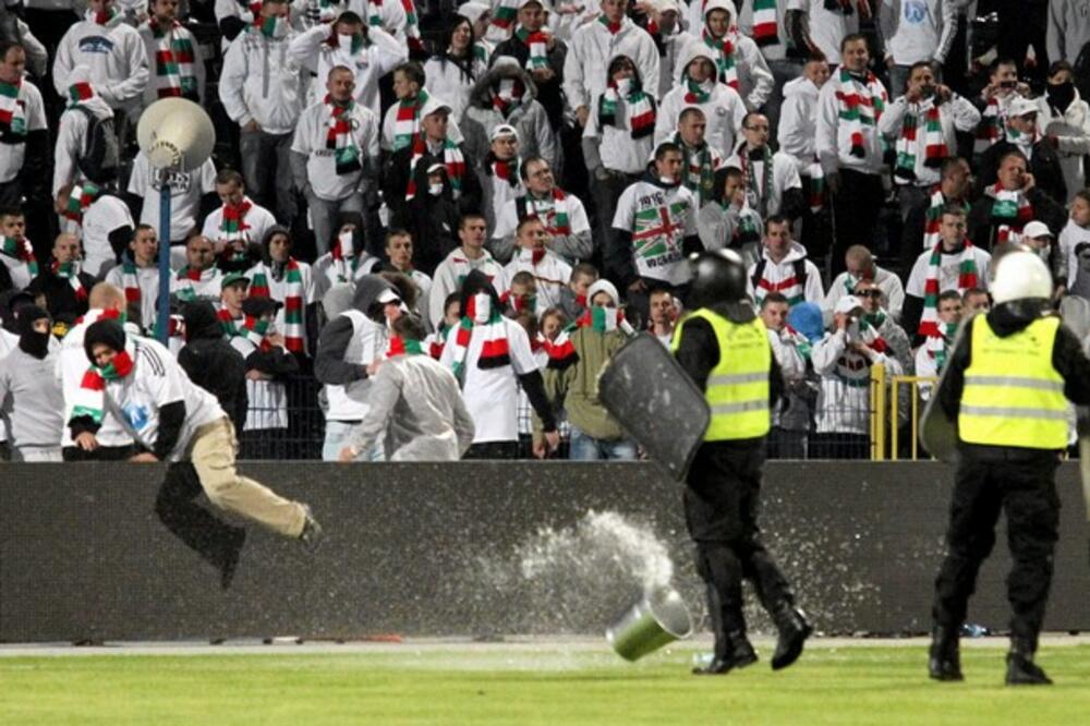 Neredi, Foto: Reuters