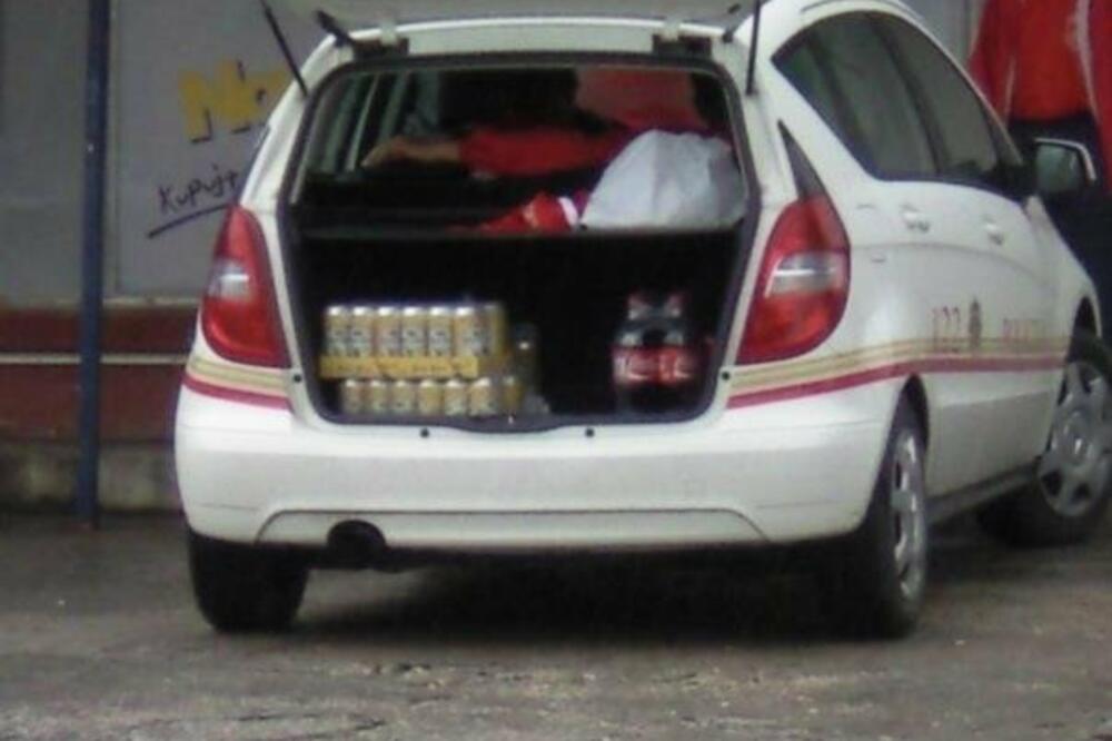 policija, Foto: Čitalac "Vijesti"