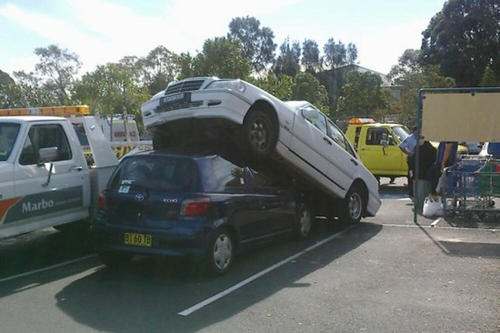 auto, sidnej, parking, Foto: Daily Telegraph