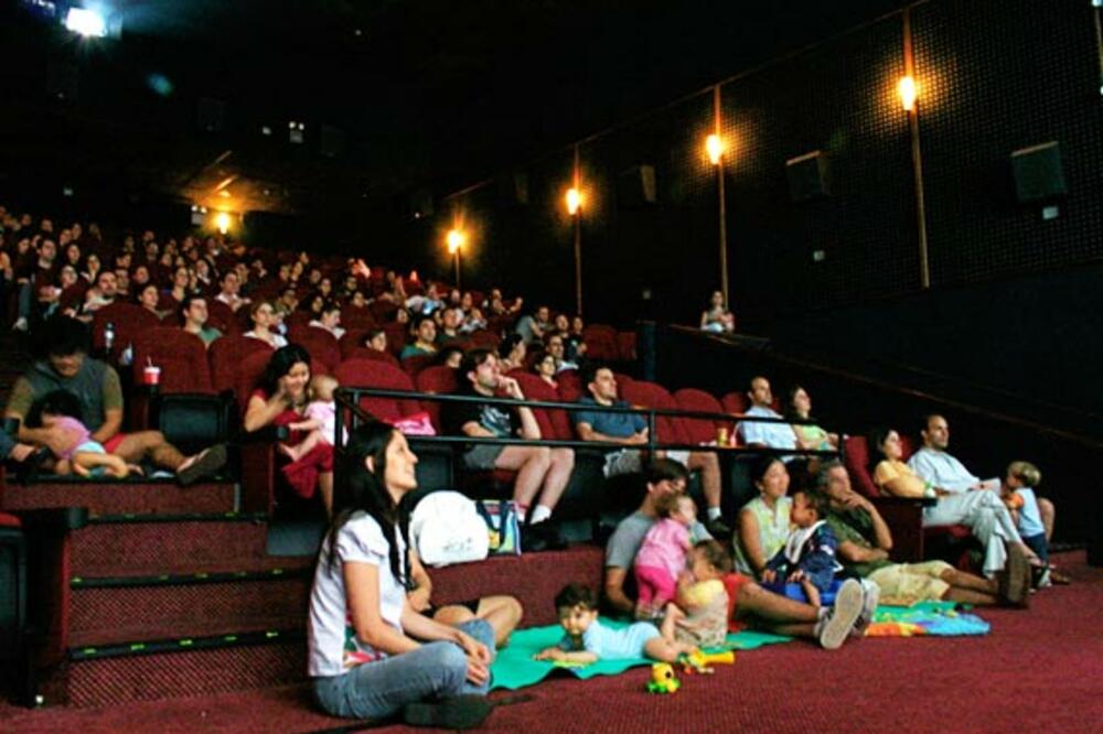 bioskop za mame, Foto: Coisasdemaecoruja.blogspot.com