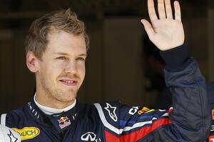 Fetel ponovo ispred svih