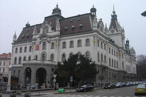 Lider studentske organizacije najplaćeniji u Sloveniji