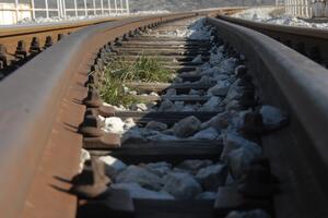 Iskliznula dva vagona teretnog voza na barskoj pruzi