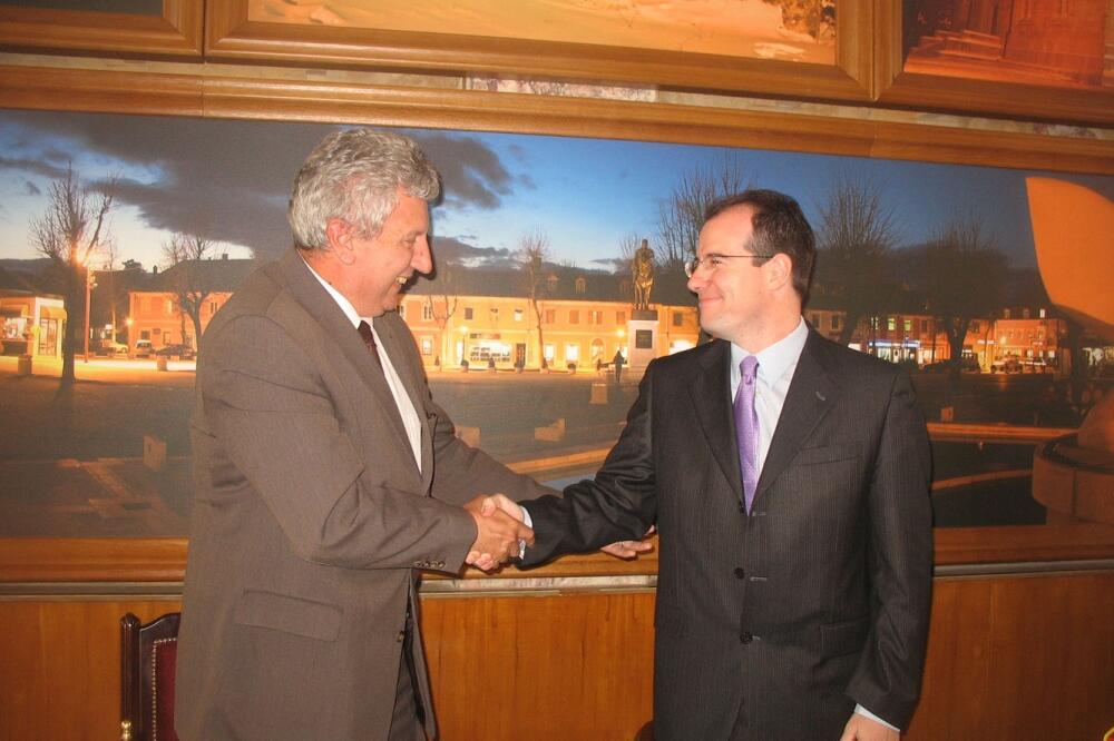 potpisivanje ugovora u Nikšiću, Foto: Svetlana Mandić