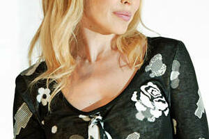 Kajli Minog sprema mjuzikl s Vilijamom Bejkerom