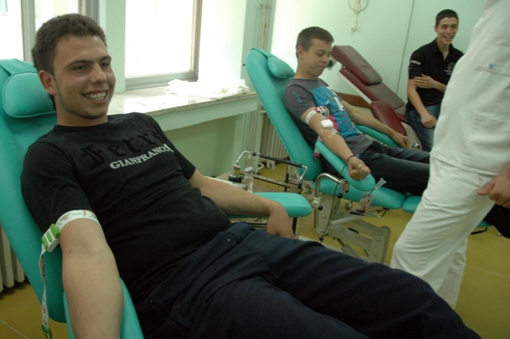 Elektrotehnička škola, Davanje krvi,, Foto: Luka Zeković