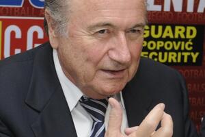 Blater je obećao milijardu dolara na razvojne projekte