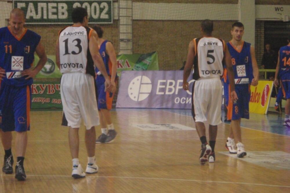 Feni, Foto: Balkanleague.net