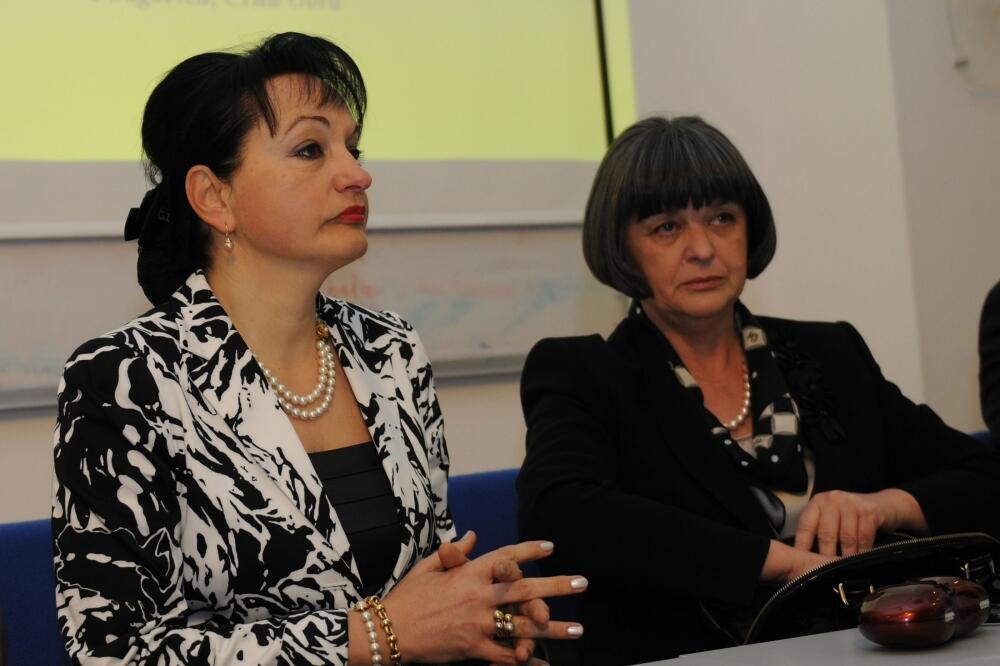 Vesna Medenica i Ranka Čarapić, Foto: Savo Prelević