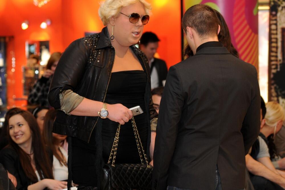 Royal Fashion, Foto: Boris Pejović