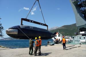Podmornica "pješke" do Slovenije da bi se zaobišli Hrvati