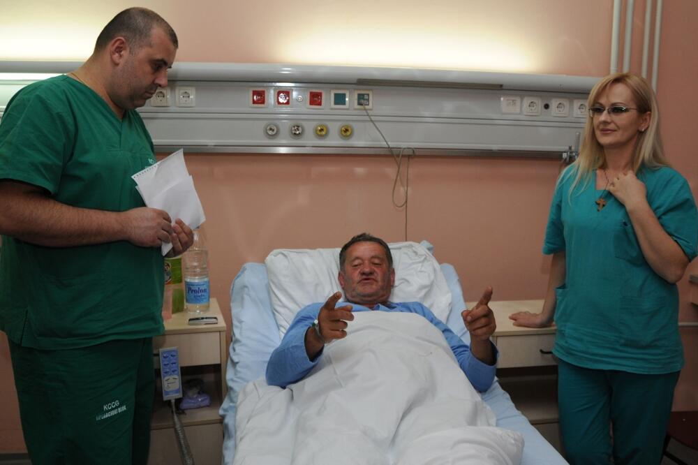 Radomir Radovanović, zmija, Foto: Savo Prelević