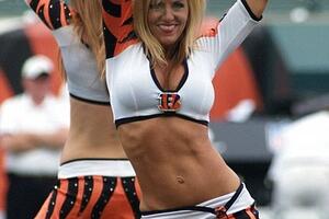 Nakon što ju je muž ostavio, Laura (42) postala navijačica