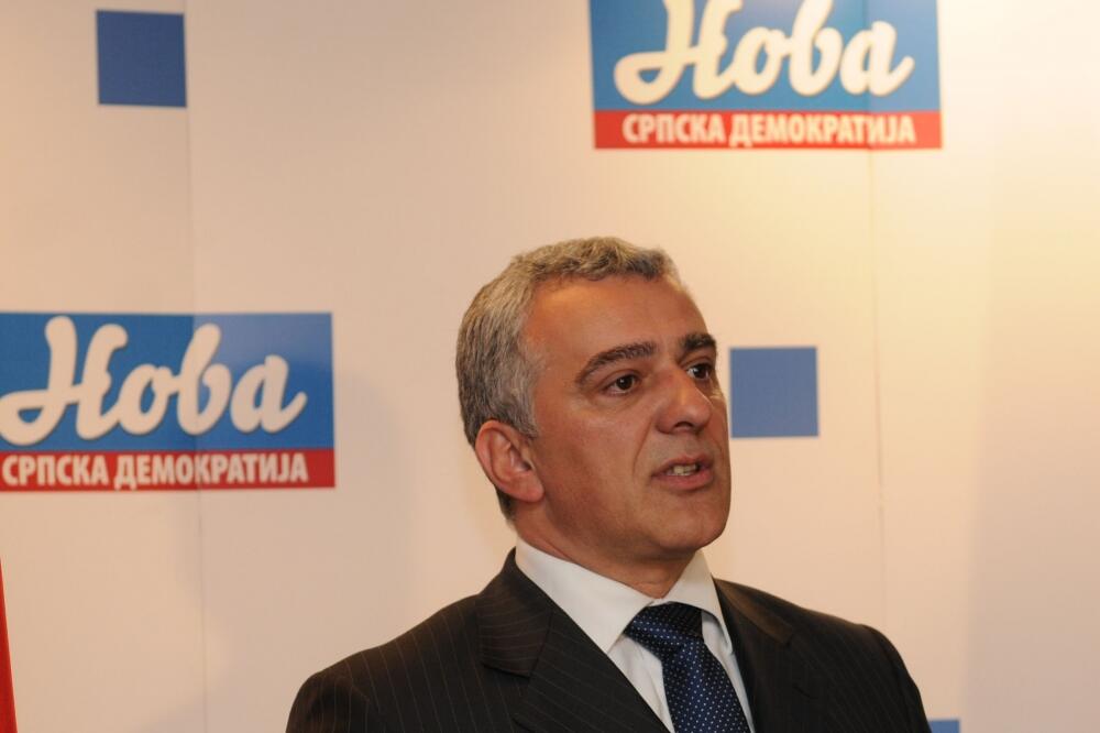 Andrija Mandić Nikad se neću odreći srpskog državljanstva