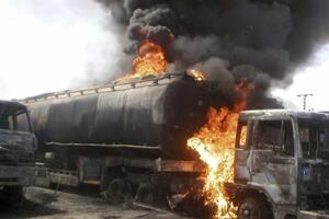 Kamion-bomba ubio 13 ljudi na istoku Avganistana