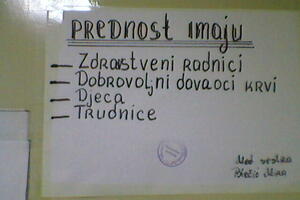U bolnici u Nikšiću otvoreni: Prvo kolege, pa ostali
