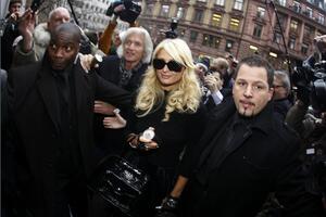 Paris Hilton optužena za rasističke izjave