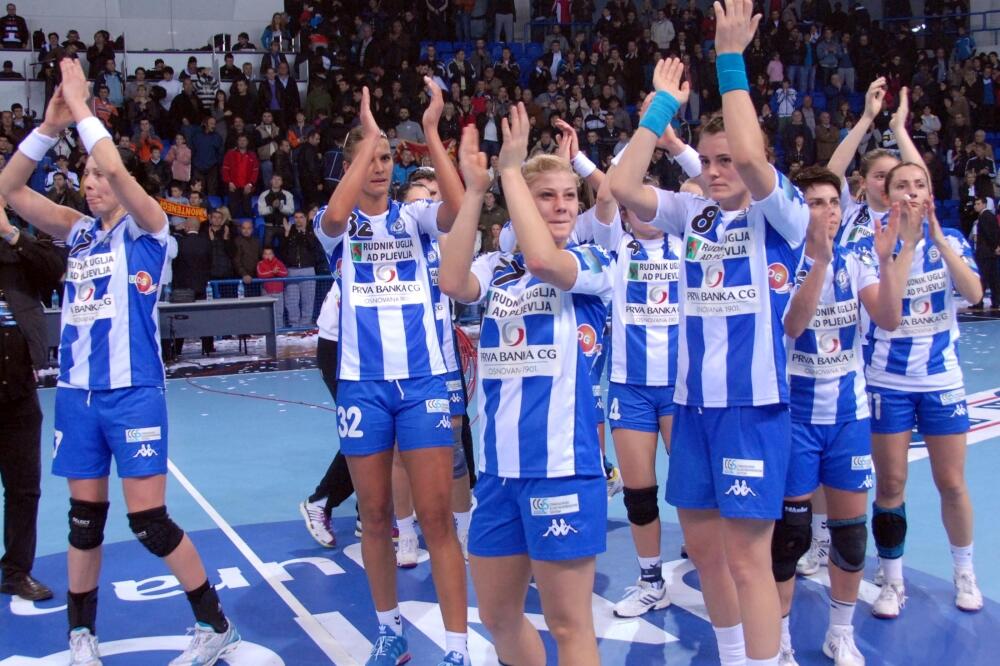 Rukometašice, Foto: Savo Prelević