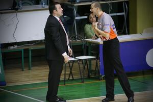 Smijenjen Mihajlo Uvalin