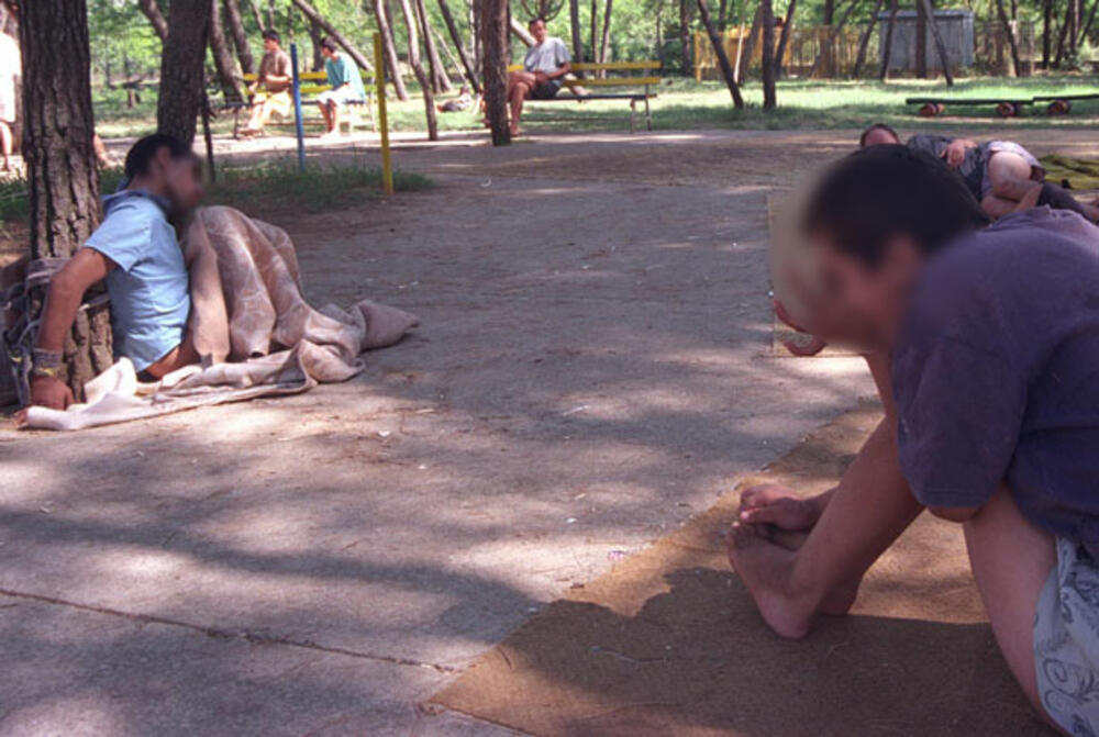 Komanski most, vezivanje, 2004