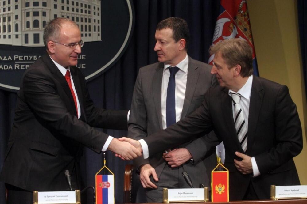 potpisivanje sporazuma, Foto: FoNet