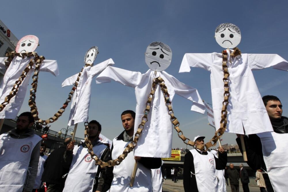 protest ljekara Turska, Foto: Reuters