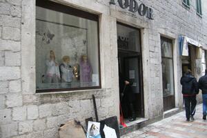 Požar u butiku "Todor" u Starom gradu u Kotoru