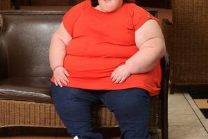 17-godišnja Britanka teška 254 kilograma