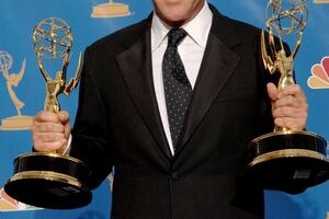 Kifer Saterland priprema povratak televiziji