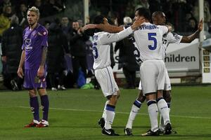 Inter na minus pet od Milana, Đenovi gradski derbi
