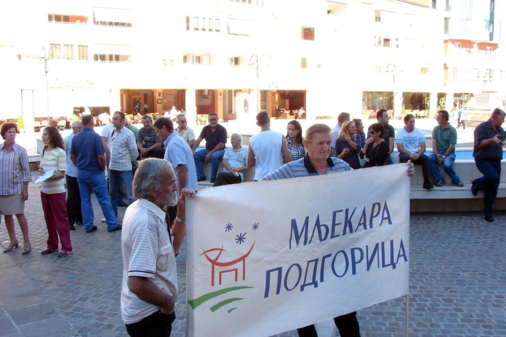 mljekara, protest, Foto: Arhiva "Vijesti"