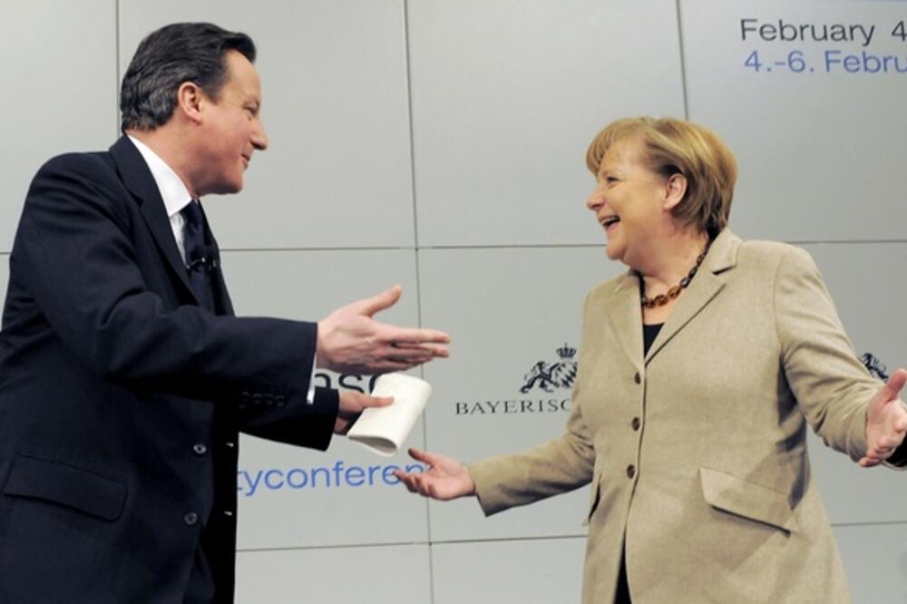 Kameron i Merkelova, Foto: Reuters