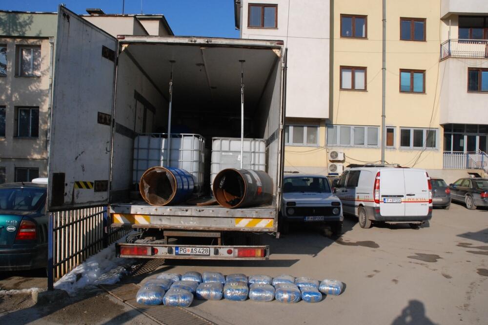 Skank, Foto: Policija