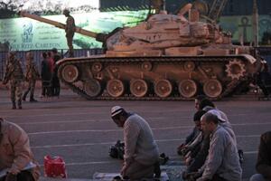 Vojska okrenula leđa Mubaraku dan prije najavljenog "milionskog...