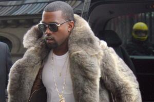 Kanje ima sat sa svojom slikom