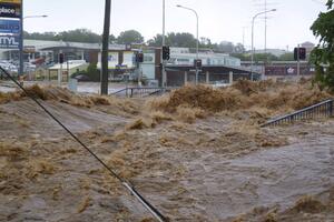Poplavni talas nadire u Brizbejn, ugroženo 20.000 domova