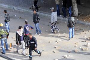 Broj žrtava nereda u Tunisu raste, još jedno samoubistvo